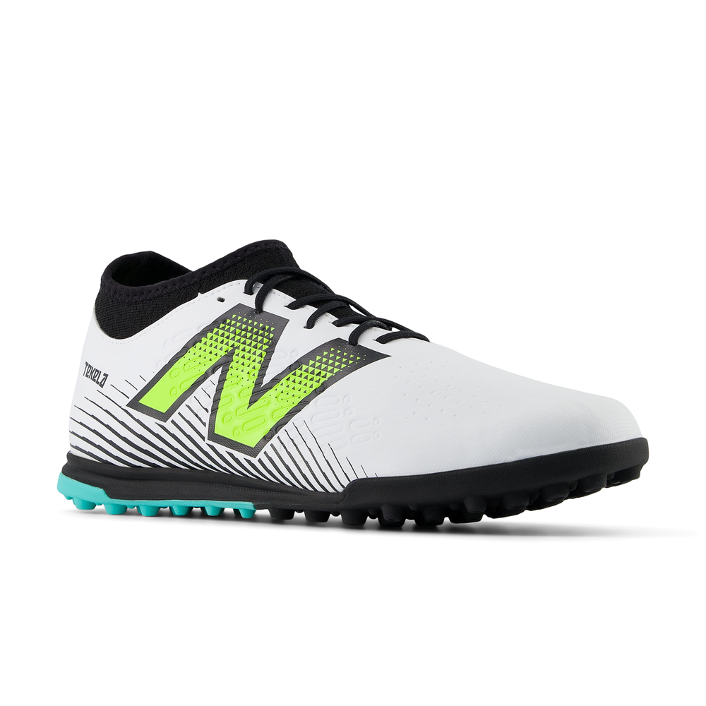 Pánske turfy New Balance TEKELA MAGIQUE TF V4+ ST3TH45 – biele