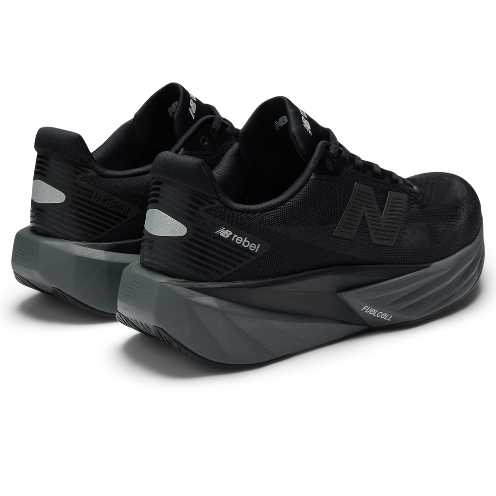Pánske topánky New Balance FuelCell Rebel v5 MFCXLC5 – čierné