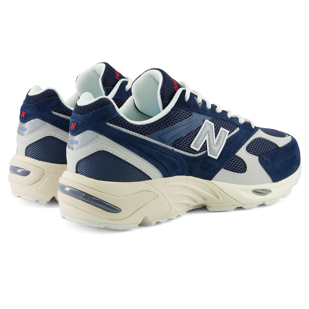 Pánske topánky New Balance U880R6ZZ – tmavomodrá