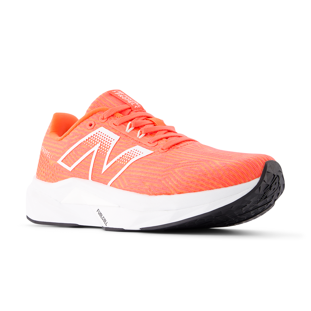 Dámske topánky New Balance FuelCell Propel v5 WFCPRCV5 – oranžová