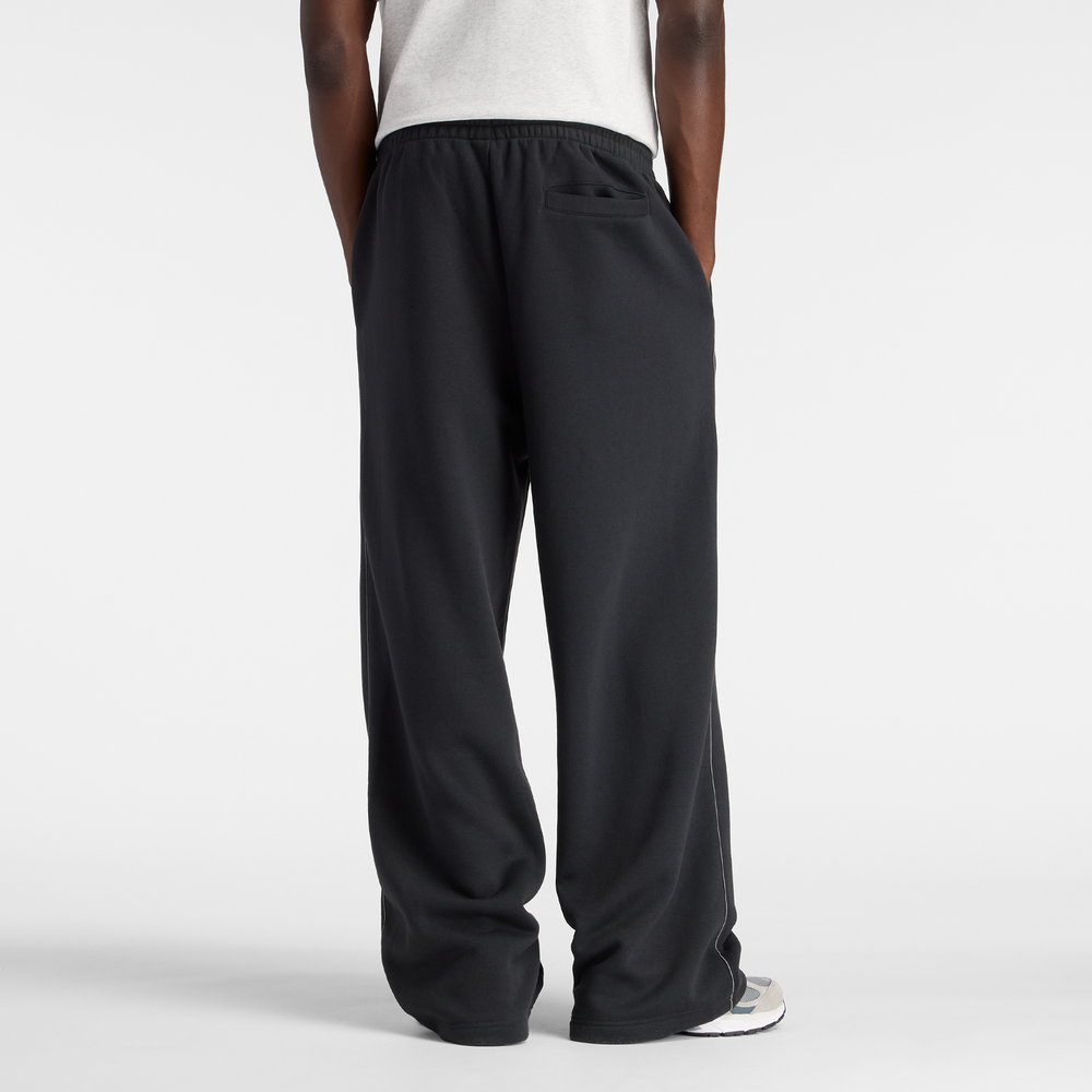 Pánske nohavice New Balance MB61M77EBK – čierné