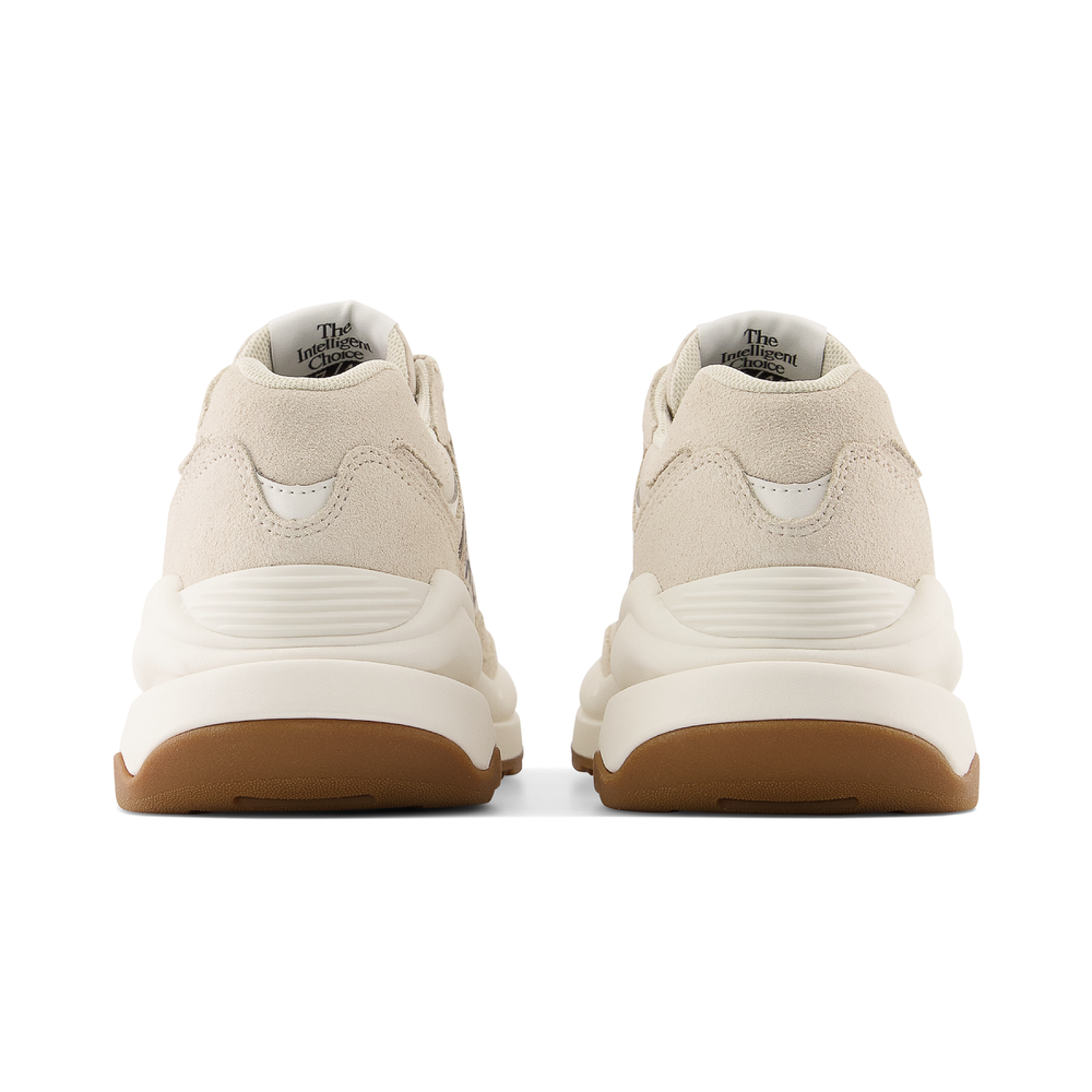 Dámske topánky New Balance W5740APB – béžové