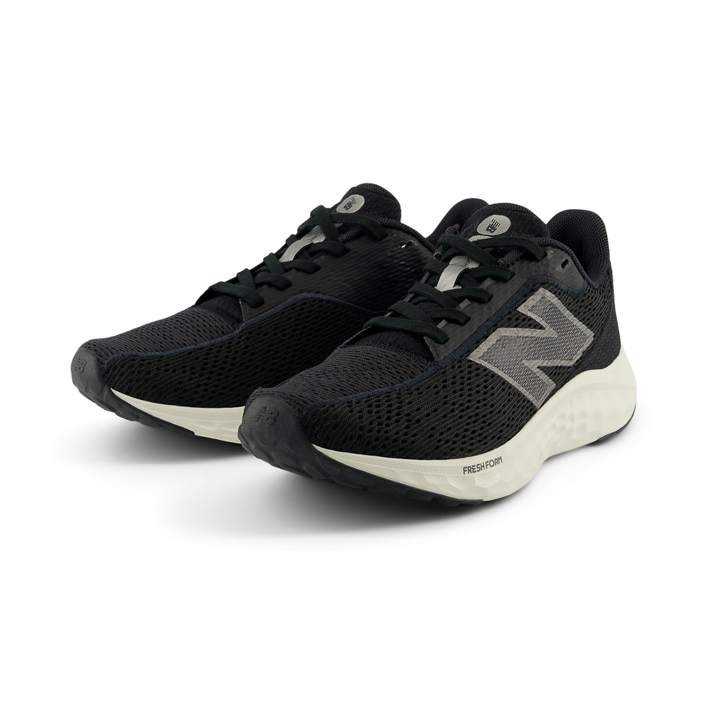 Dámske topánky New Balance Fresh Foam Arishi v4 WARISYK4 – čierné