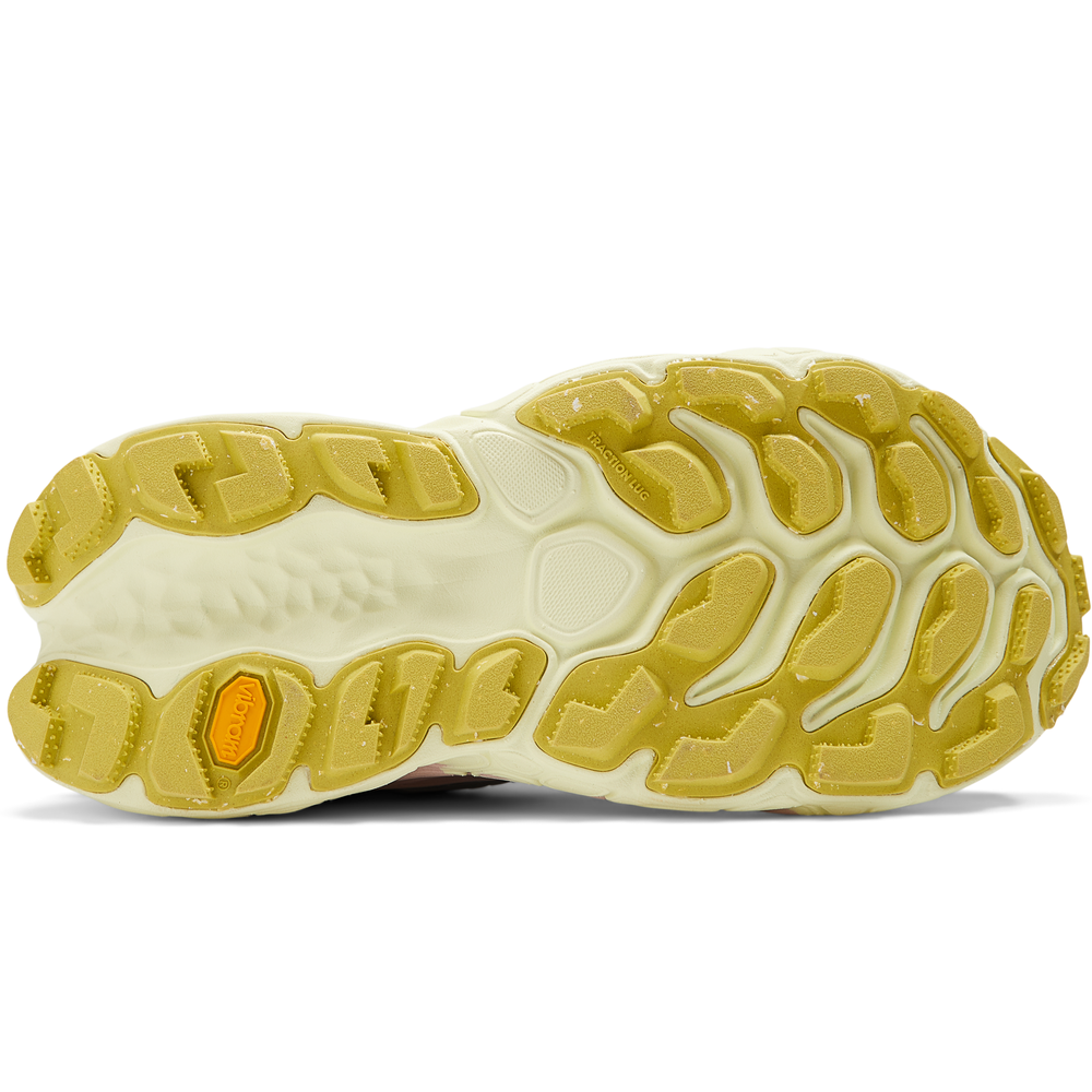 Dámske topánky New Balance Fresh Foam X More Trail v3 WTMORCC3 – sivé