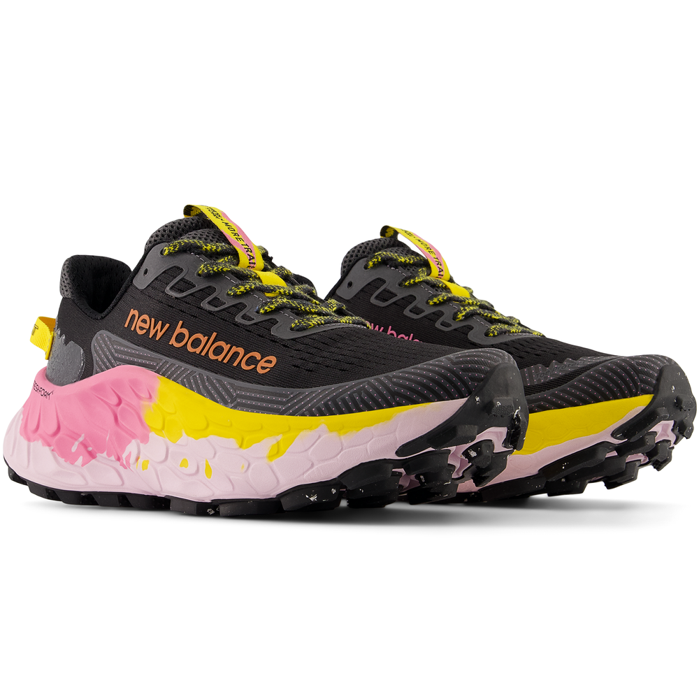 Dámske topánky New Balance Fresh Foam X More Trail v3 WTMORAK3 – čierné