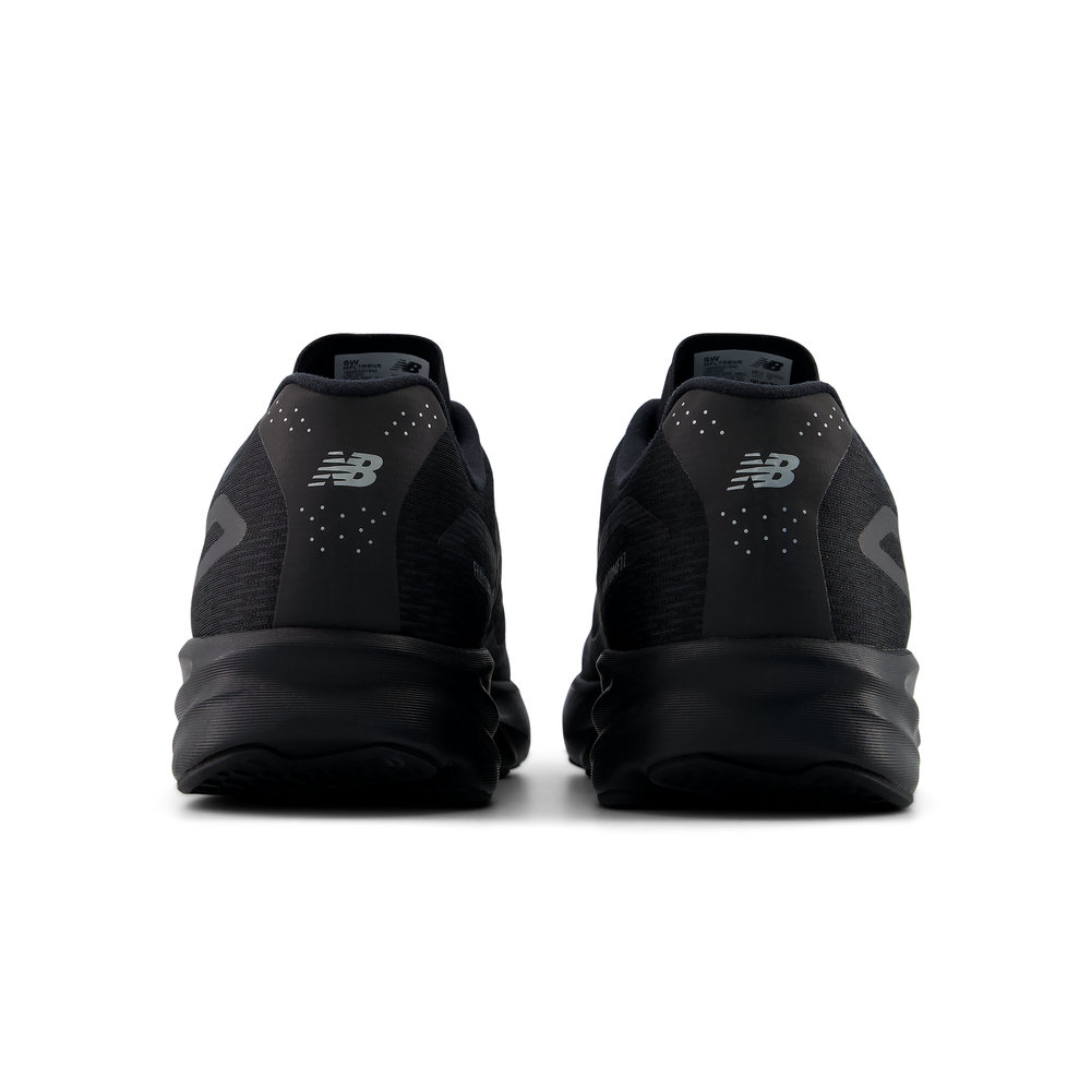 Pánske topánky New Balance Flite-R MFLTR8NR – čierné