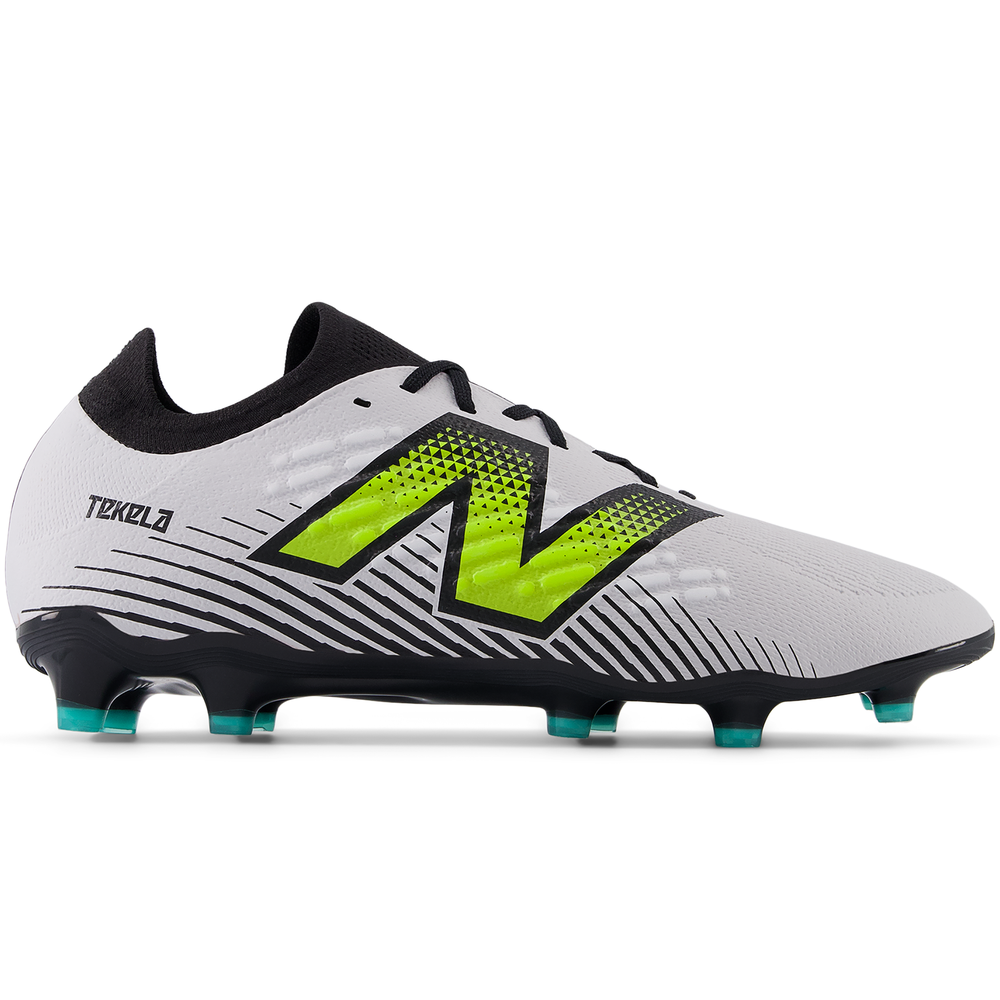 Pánske kopačky New Balance TEKELA MAGIA FG V4+ ST2FLH45 – biele