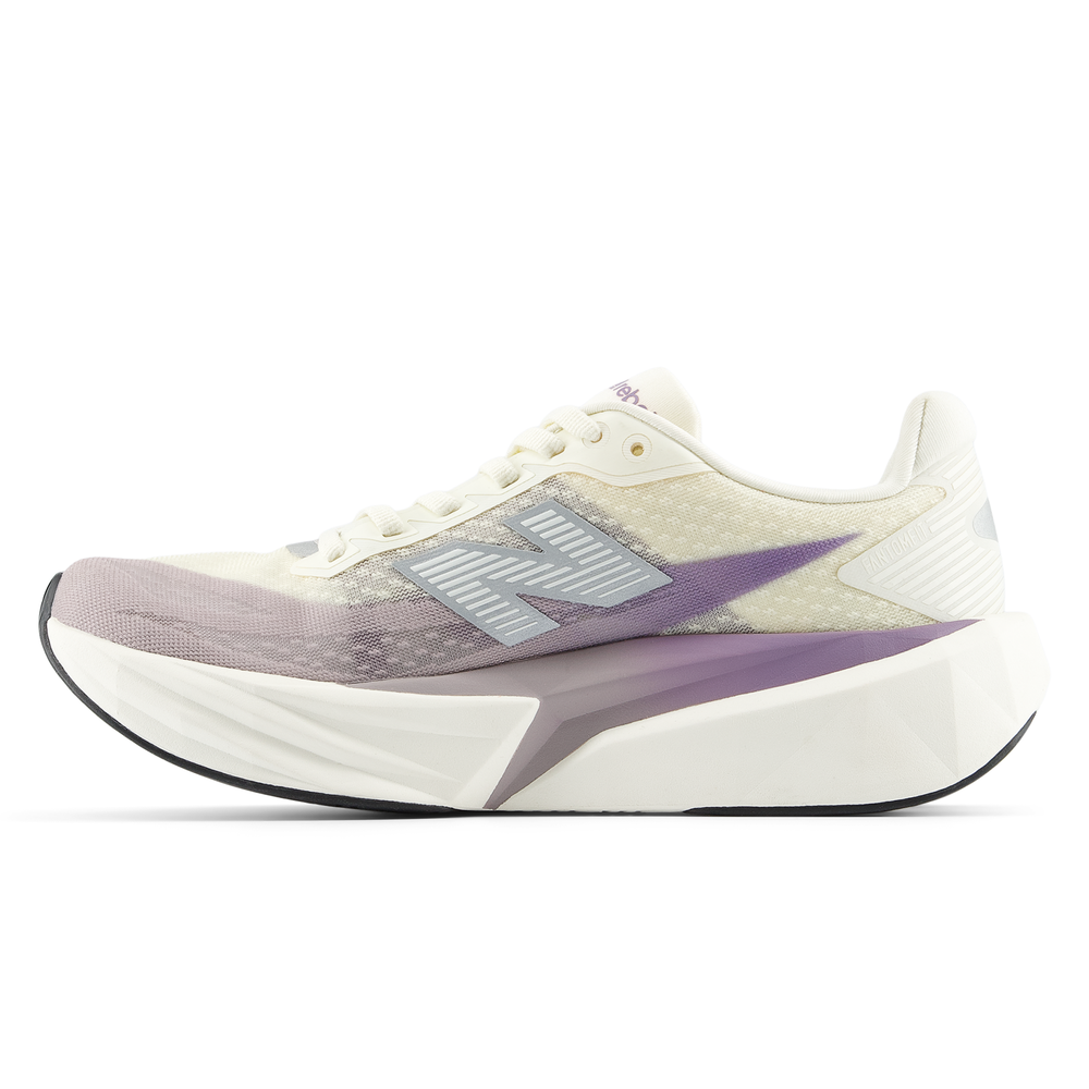 Dámske topánky New Balance FuelCell Rebel v5 WFCX3DM – fialové