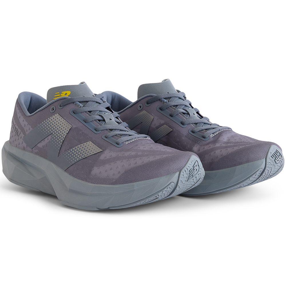 Unisex topánky New Balance FuelCell Rebel v4 UFCXTD4 – sivé