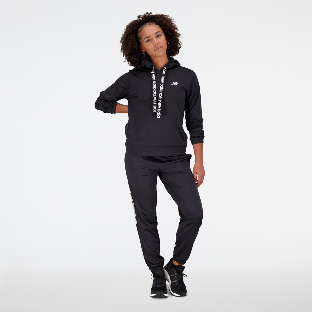 Dámska mikina New Balance WT31180BK – čierne