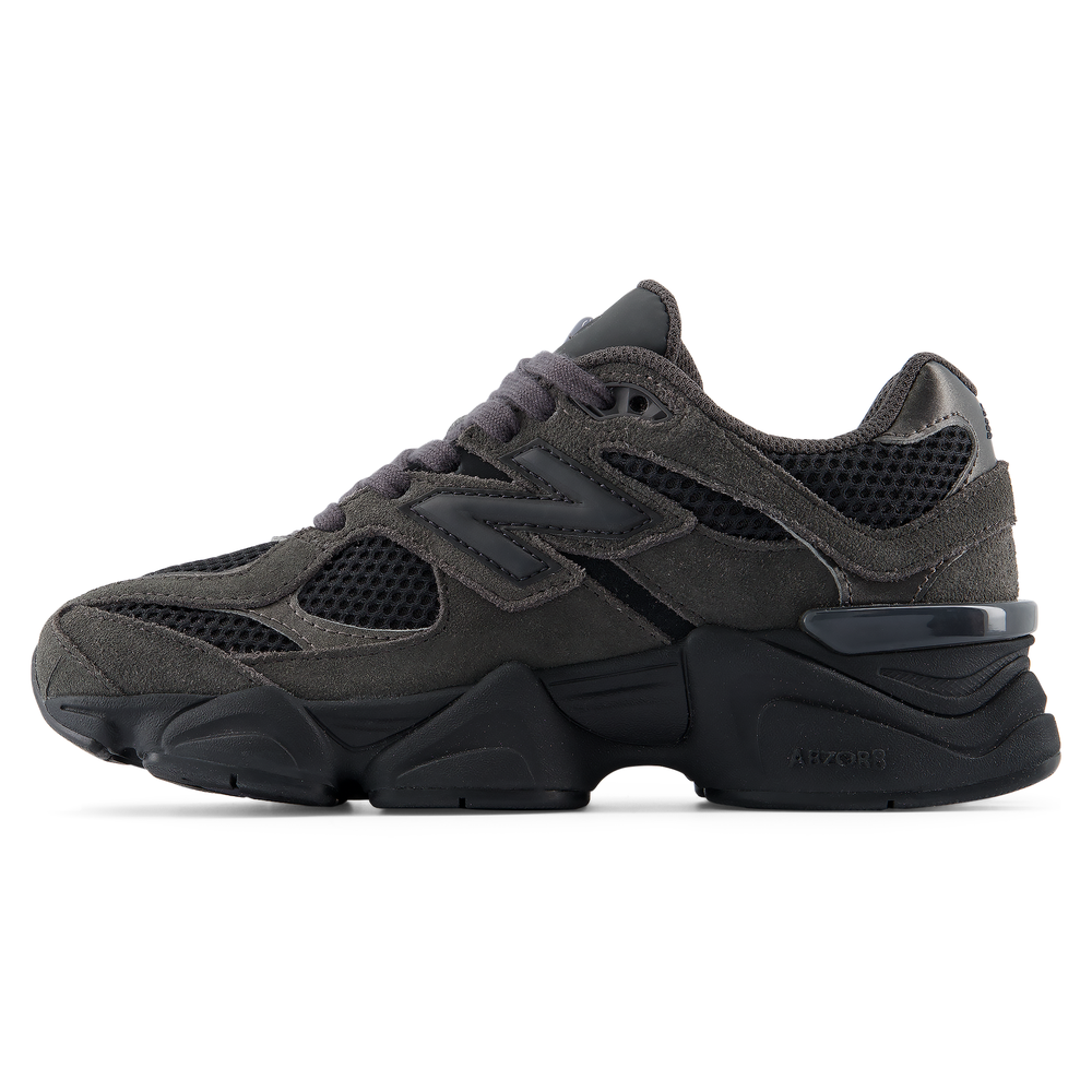 Detské topánky New Balance G90606YK – hnedá