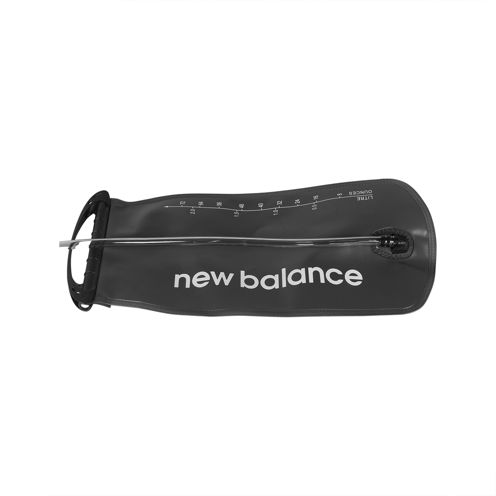 Ruksak New Balance LAB23115BK – čierne