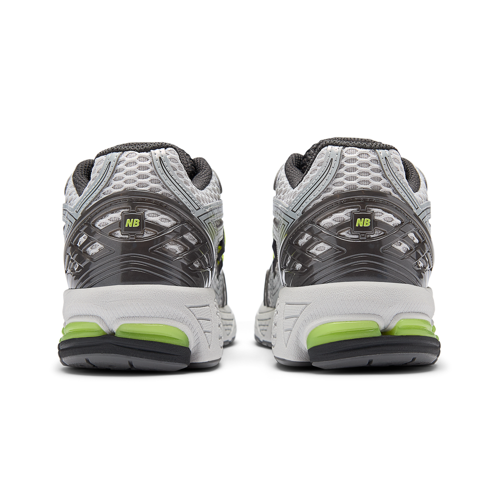 Detské topánky New Balance G19066PA – sivé