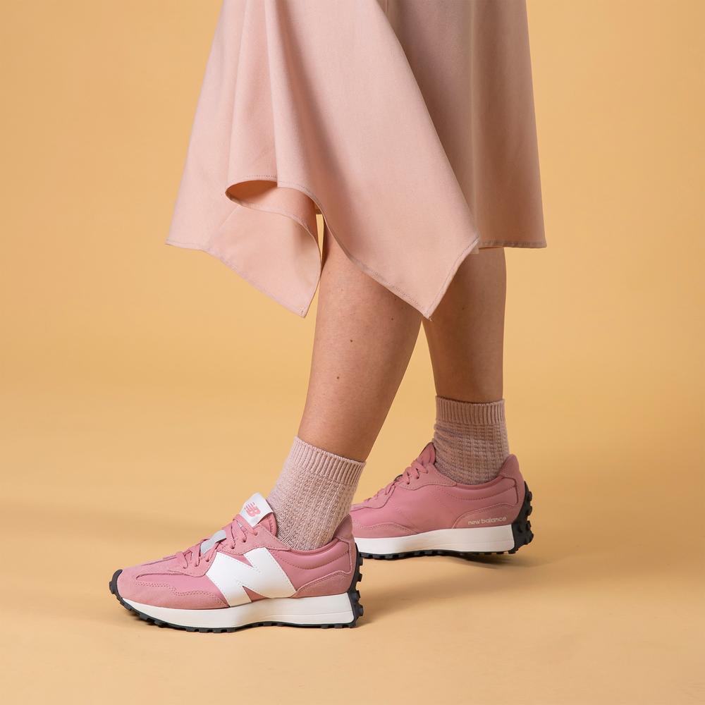 Dámske topánky New Balance U327ED – ružové