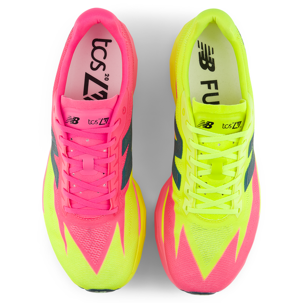 Topánky na behanie New Balance FuelCell SC Elite V5 TCS London Marathon MRCEL55L – ružové