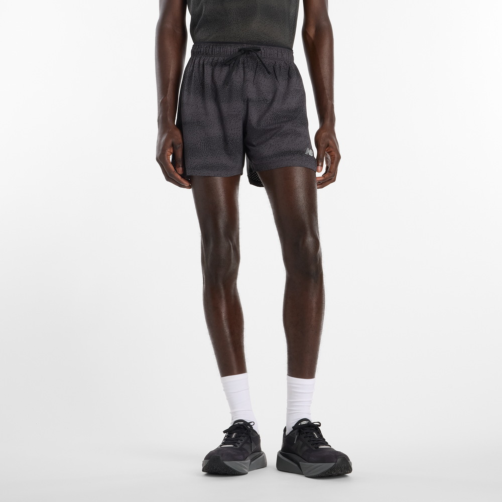 Pánske šortky New Balance MS43285BGR – čierné