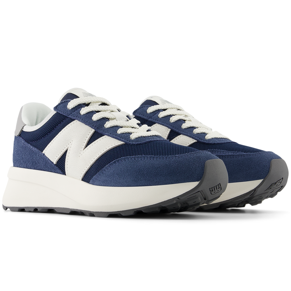 Detské topánky New Balance GS370AG – tmavomodrá