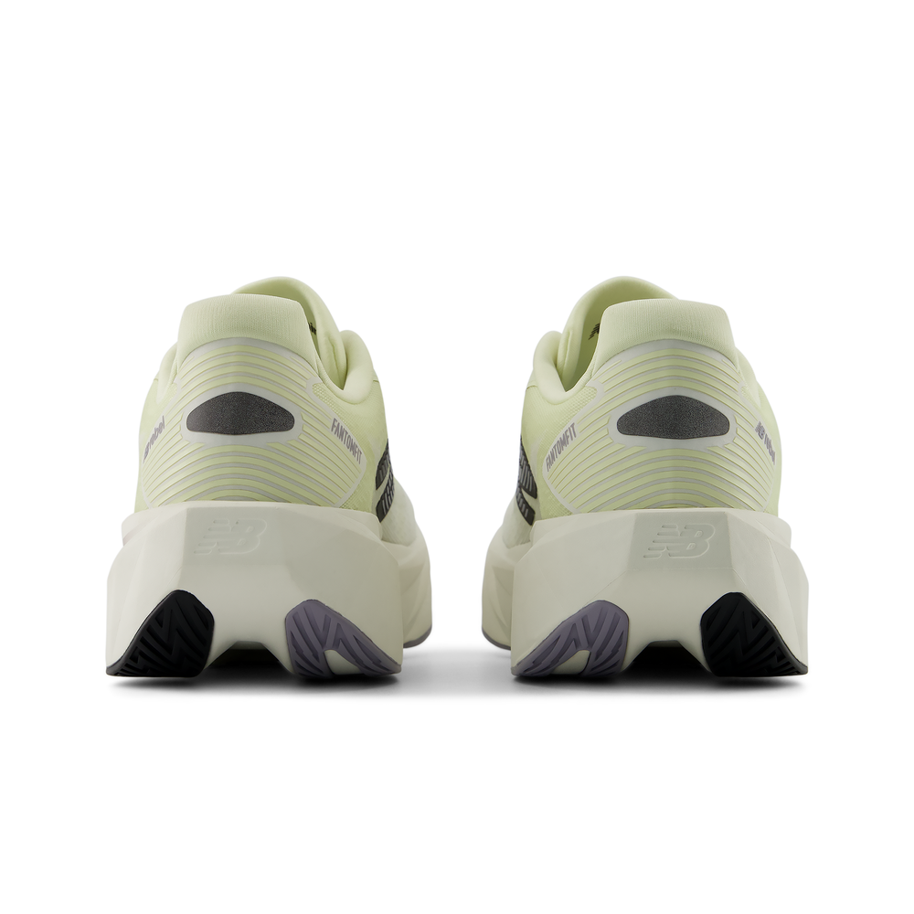 Dámske topánky New Balance FuelCell Rebel v5 WFCX8UV – žlté