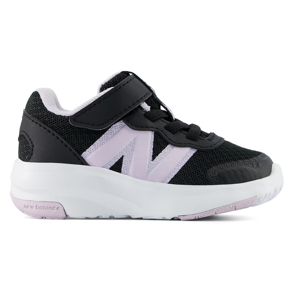 Detské topánky New Balance I5786F1 – čierné