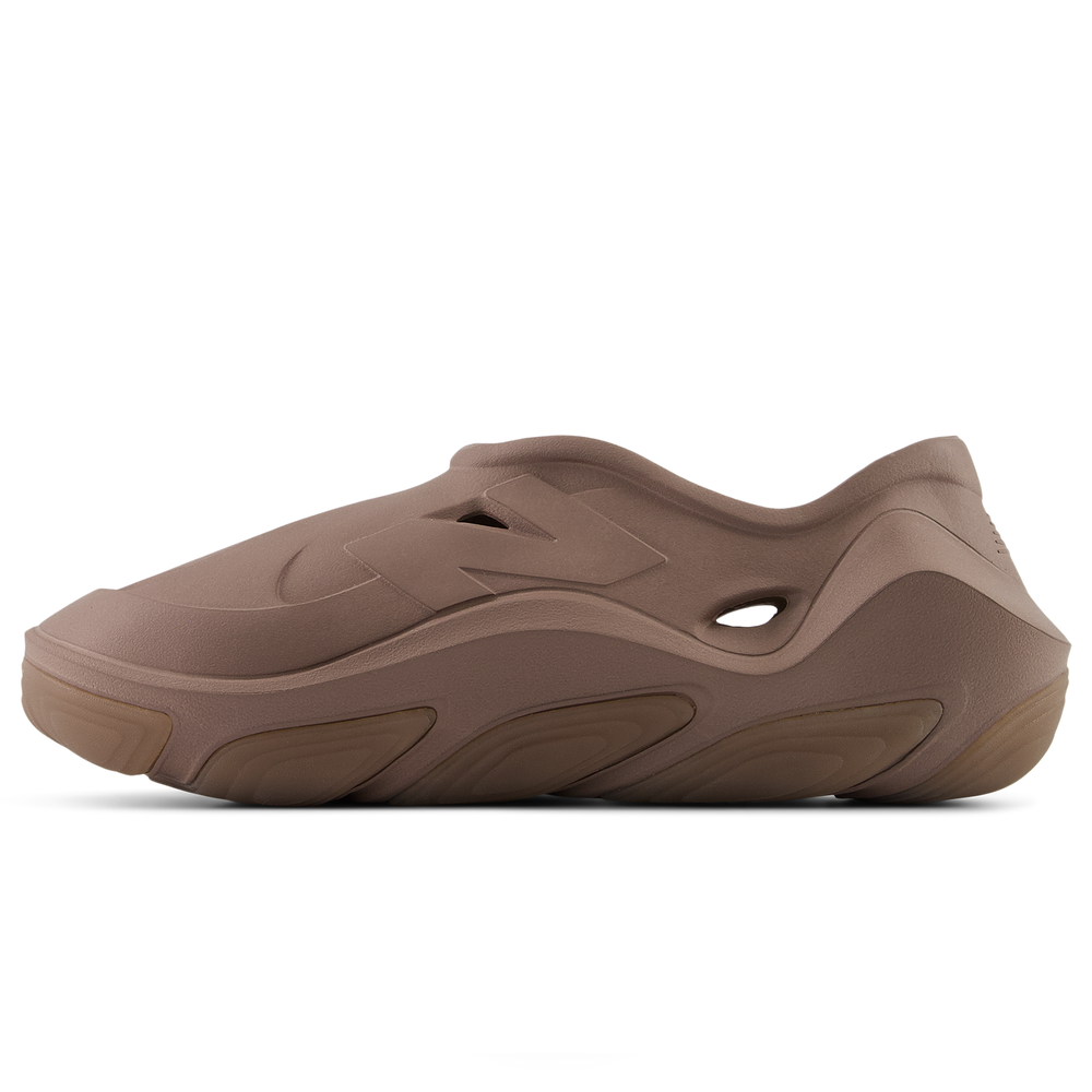 Unisex topánky New Balance  Fresh Foam X RCVRY RCVRYEES – hnedá