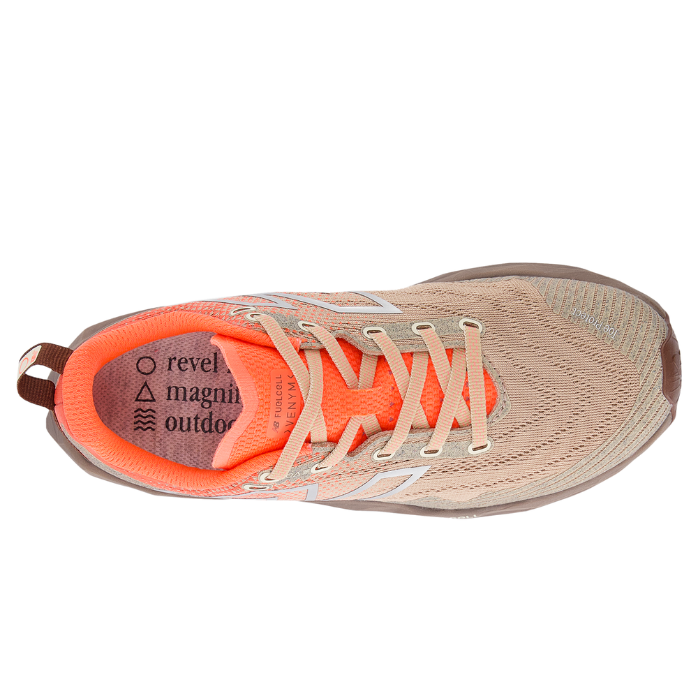 Dámske topánky New Balance FuelCell Venym WTVNYMV1 – béžové