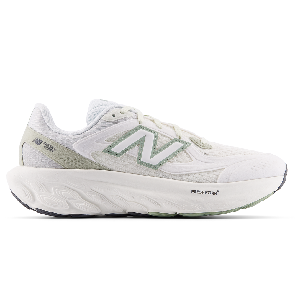 Unisex topánky New Balance UTRNAF – biele
