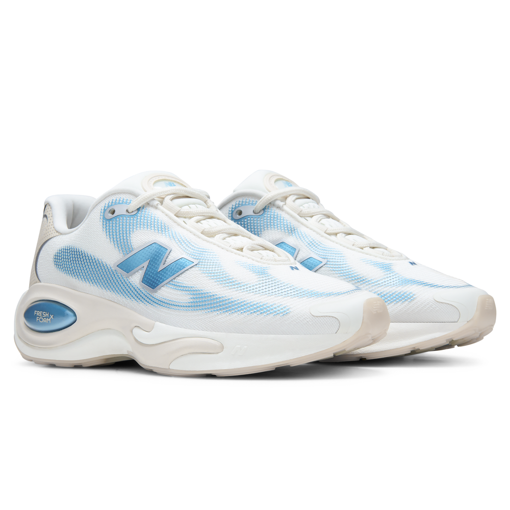 Dámske topánky New Balance AC Runner WACR15HW – béžové