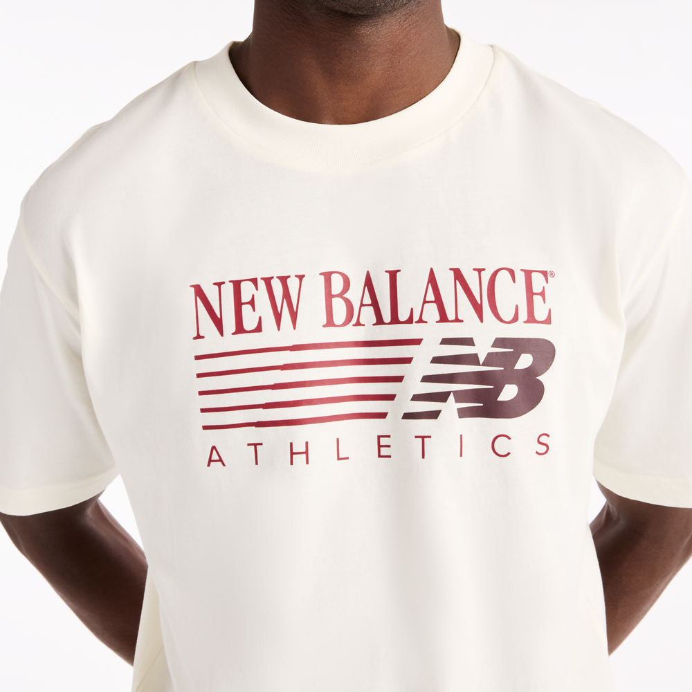 Pánske tričko New Balance Reimagined Graphic – béžové