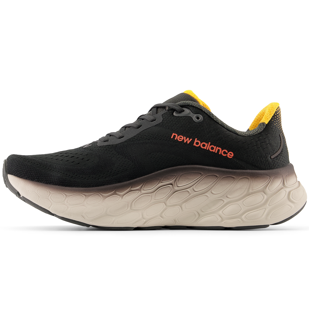 Pánske topánky New Balance Fresh Foam More v4 MMORCK4 – čierne
