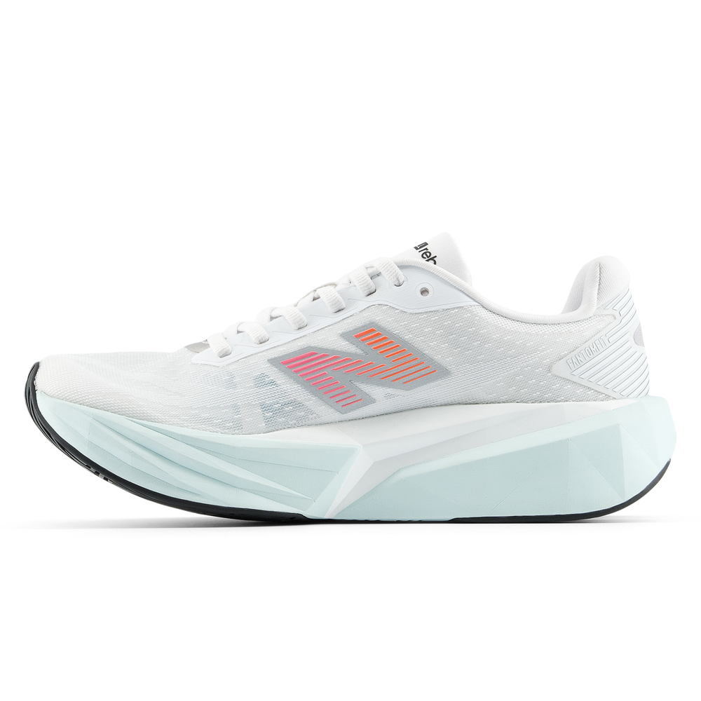 Dámske topánky New Balance FuelCell Rebel v5 WFCX8U7 – biele