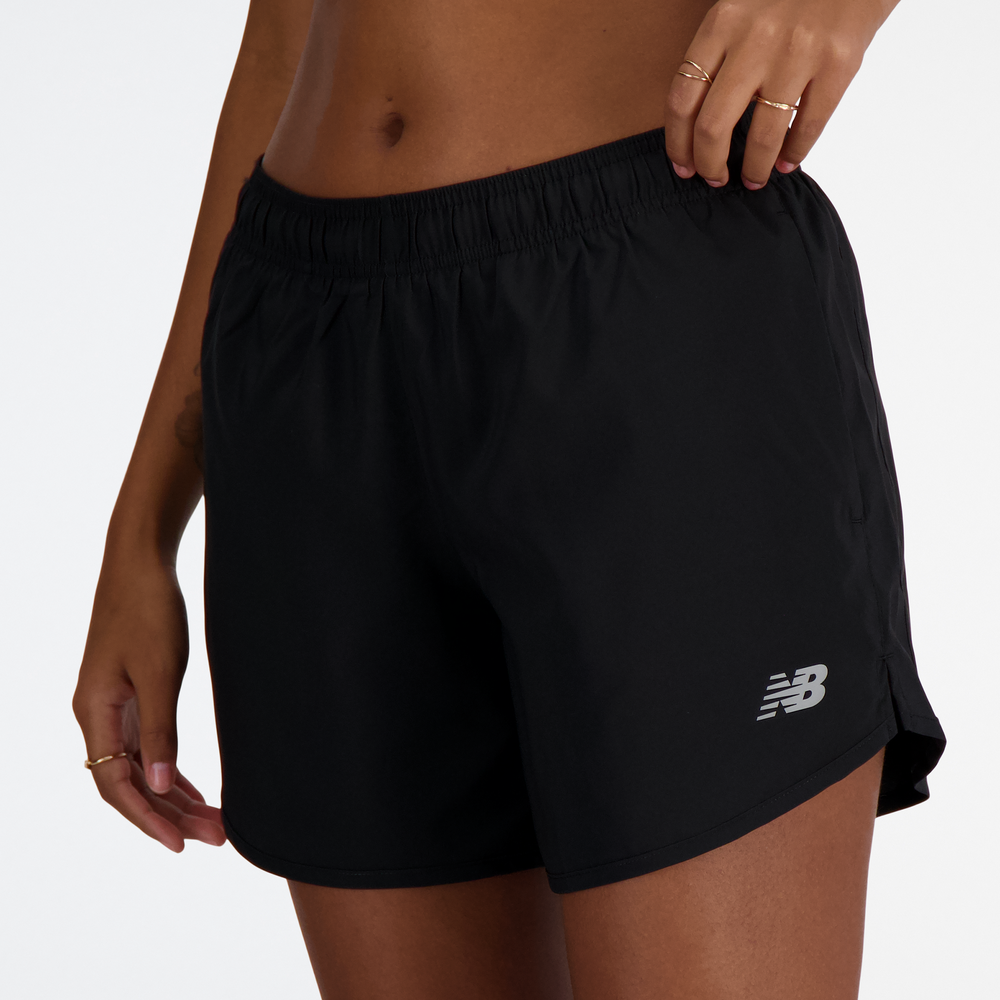 Dámske šortky New Balance WS41228BK – čierné