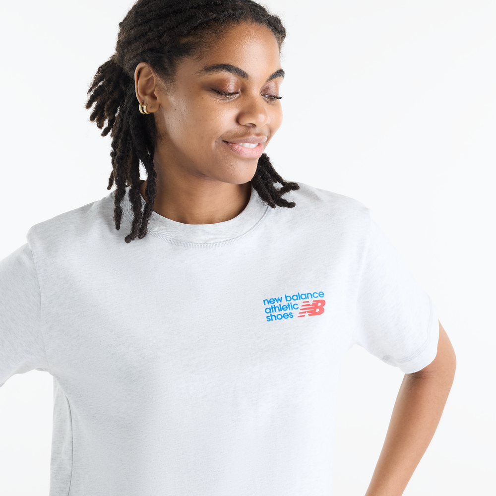 Dámske tričko New Balance Athletics Premium Logo Hip Length – sivé