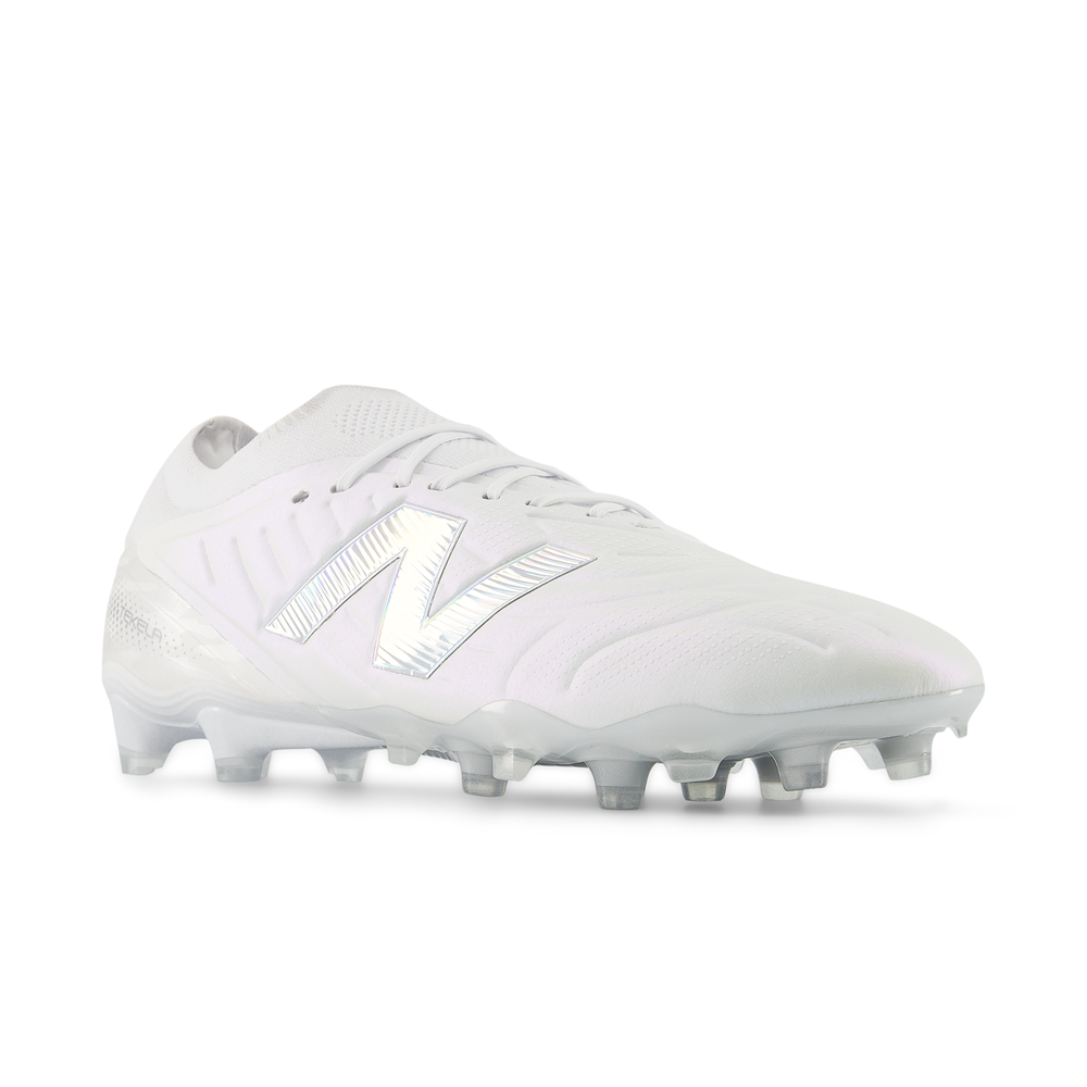 Pánske kopačky New Balance TEKELA ELITE FG V5 UT1FL96O – biele