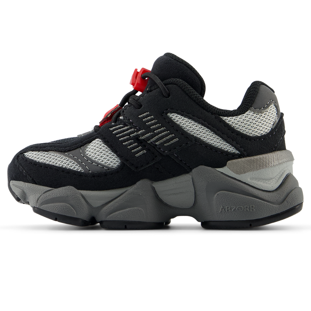 Detské topánky New Balance IV9060BK – čierné