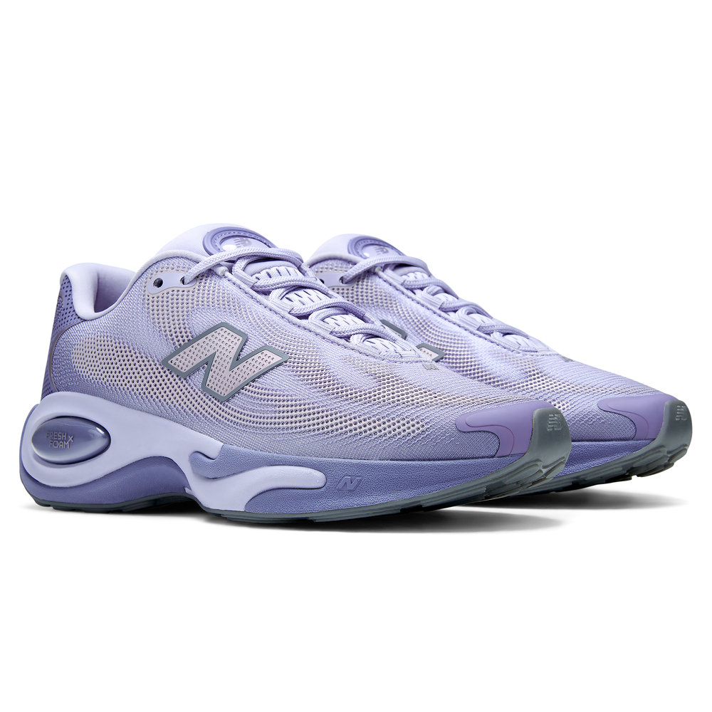 Dámske topánky New Balance AC Runner WACR14AT – fialové