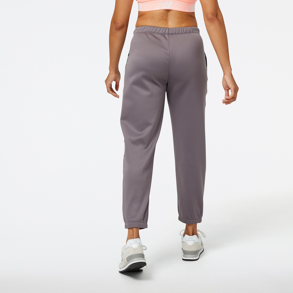 Dámske nohavice New Balance WP13176ZNC – sivé