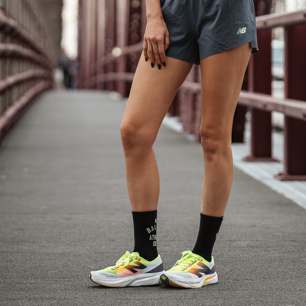 Dámske topánky New Balance FuelCell Rebel v4 WFCXLA4 – viacfarebné