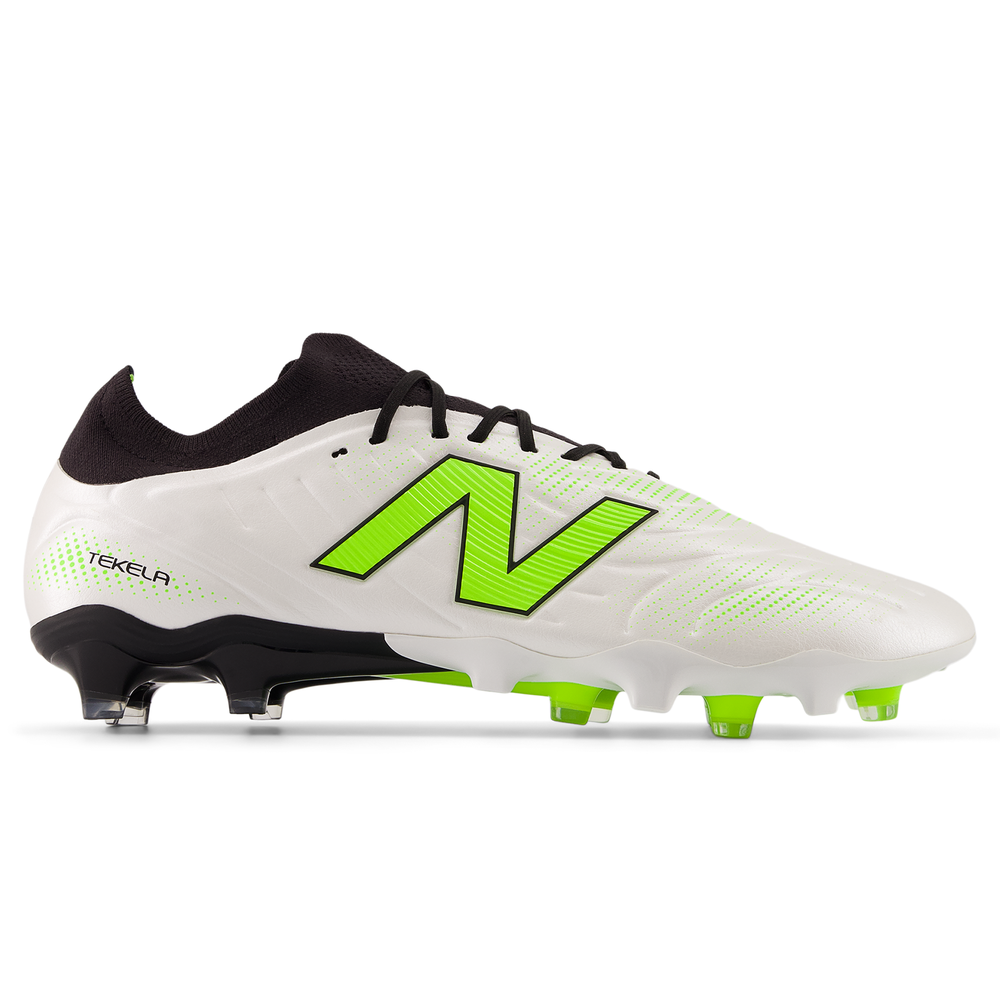 Pánske kopačky New Balance TEKELA PRO FG V5 ST2FLSP5 – biele