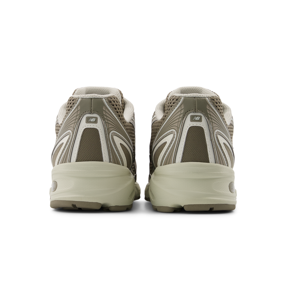 Unisex topánky New Balance U740SA2 – hnedá