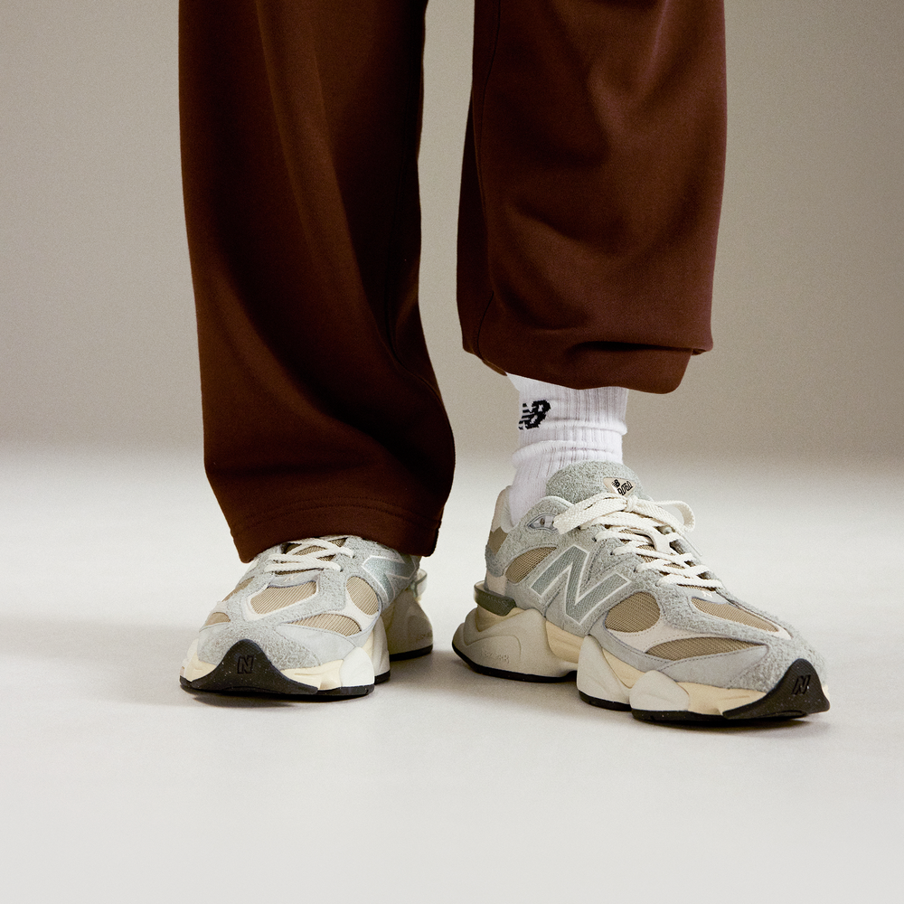 Unisex topánky New Balance U9060440 – sivé