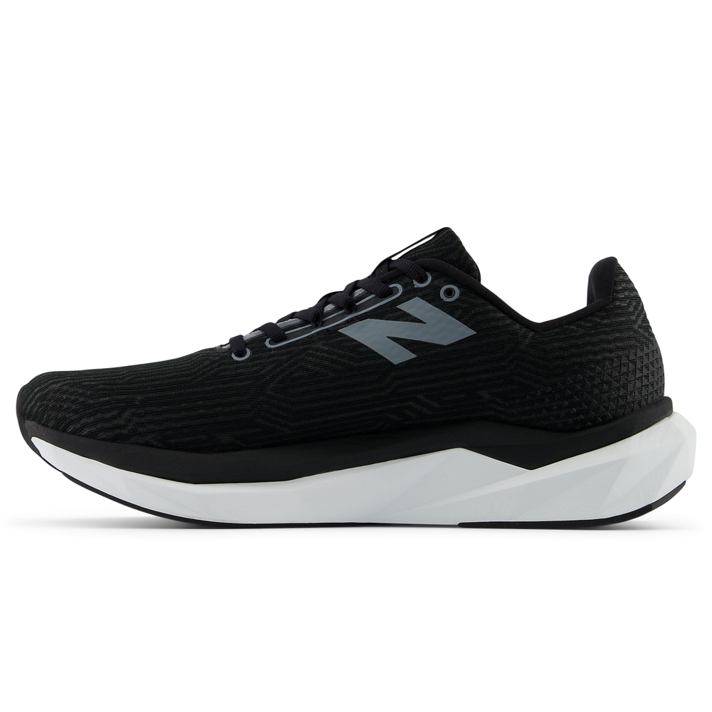Pánske topánky New Balance FuelCell Propel v5 MFCPRLB5 – čierné