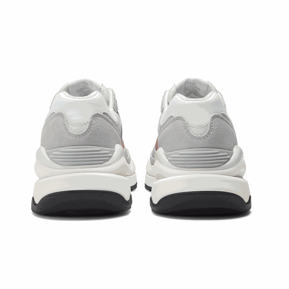 Dámske topánky New Balance W5740SLC – sivé