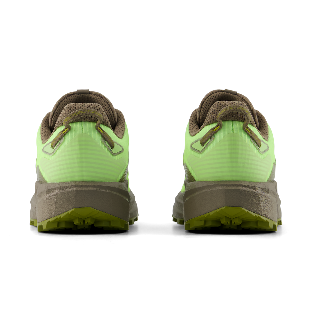 Dámske topánky New Balance FuelCell Rebel Trail WRBT6JX – zelené