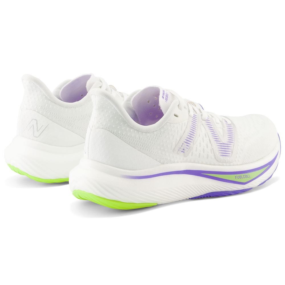 Dámske topánky New Balance FuelCell Rebel v3 WFCXCC3 – biele