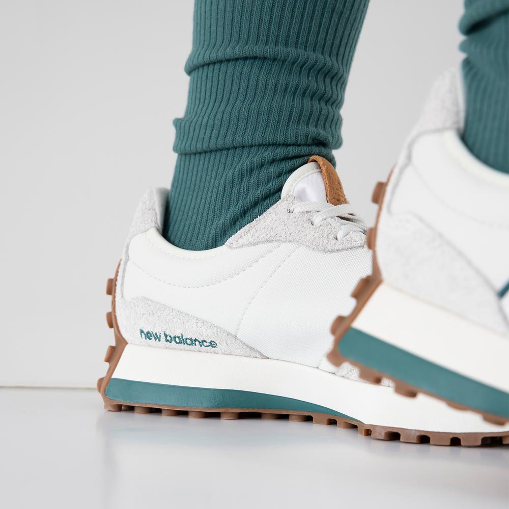 Dámske topánky New Balance WS327CJ – biele