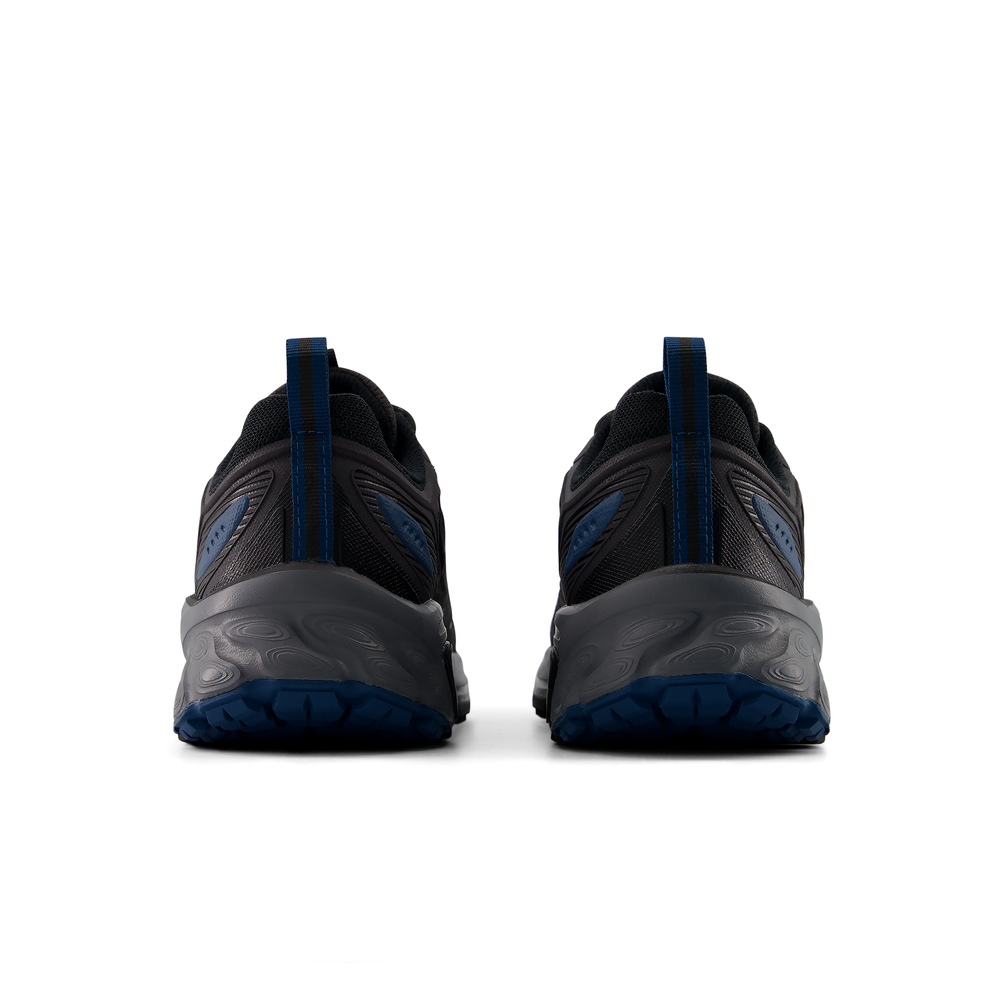 Pánske topánky New Balance 410 v9 M41048U – čierné