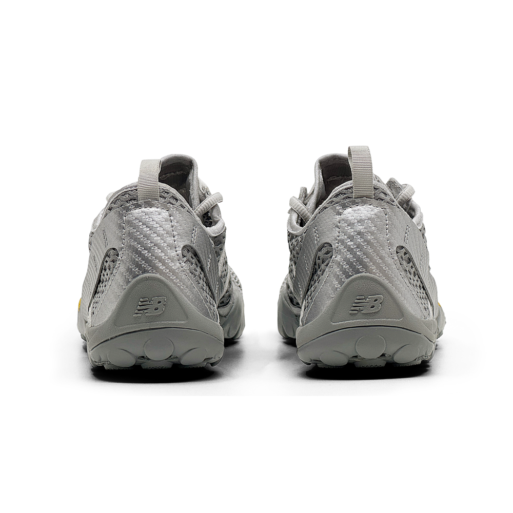 Pánske topánky New Balance Minimus Trail MTM10LY1 – sivé