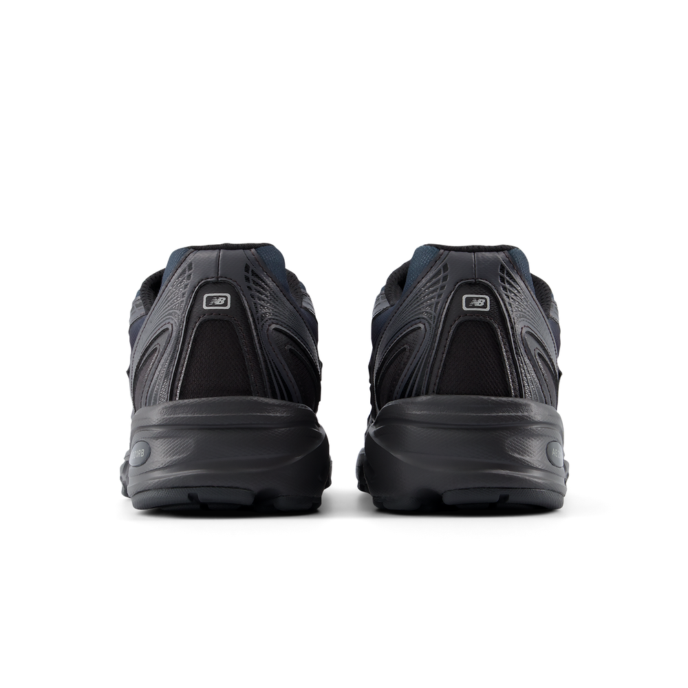 Unisex topánky New Balance U7402YM – sivé