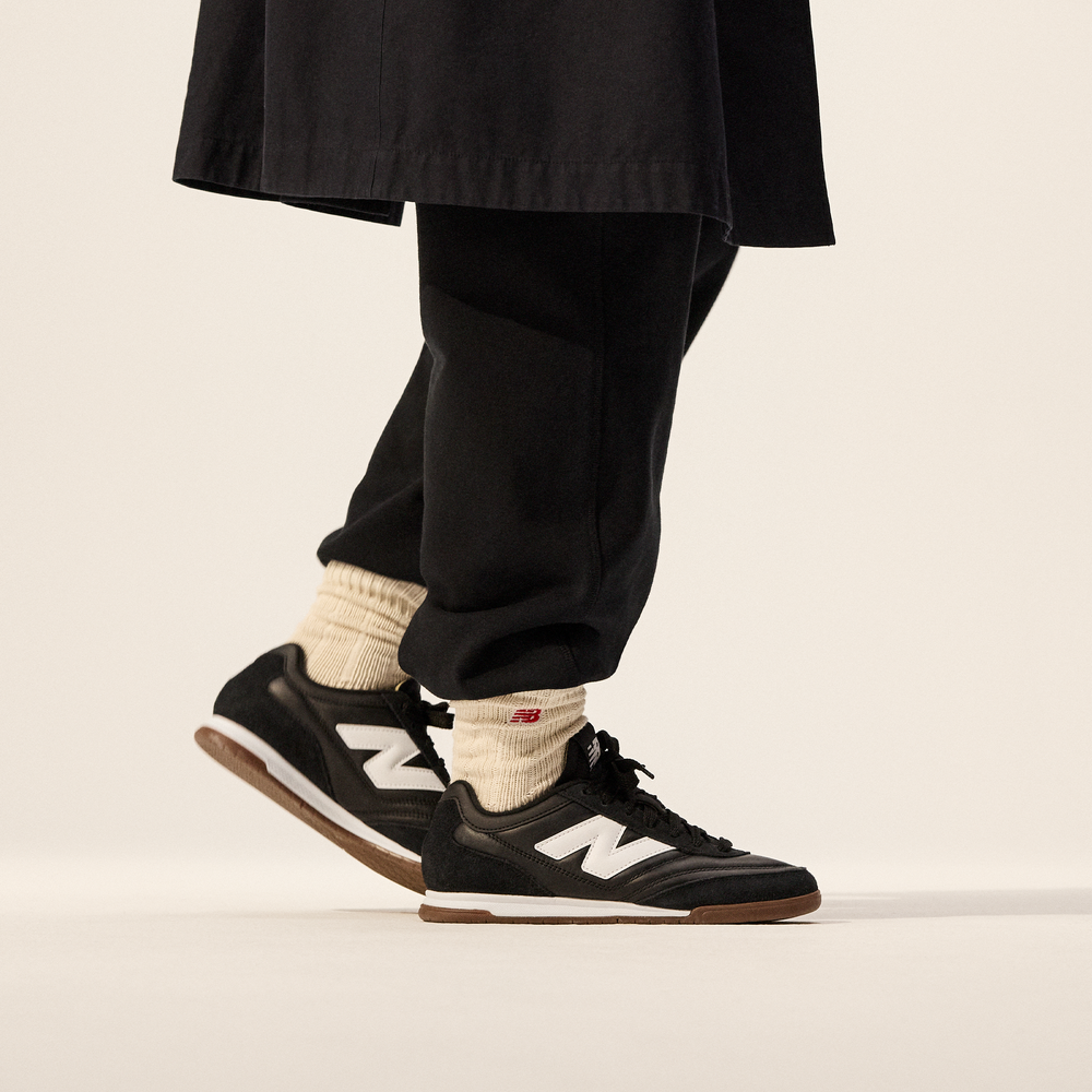 Unisex topánky New Balance URC42LB – čierné