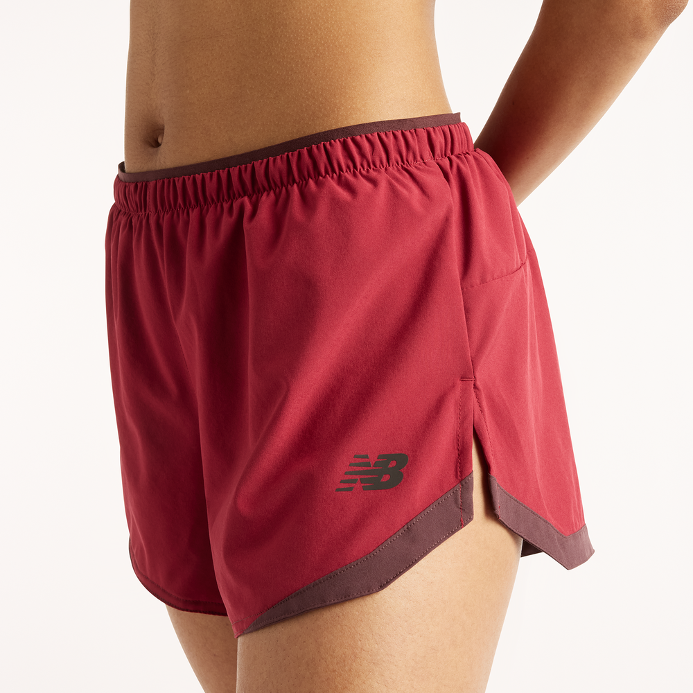 Dámske šortky New Balance RC Essential – červené
